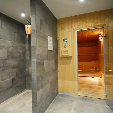 Z Widokiem, Osiedle Feniks Apartment